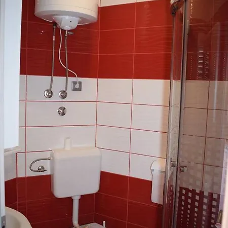 Apartmani Celjak Pag Town Esterno foto