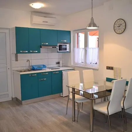 Apartmani Celjak Pag Town Esterno foto