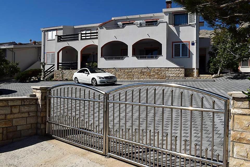 Apartment Celjak Pag Town